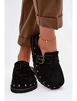 Zamsové pantofle na platformě s cvoky a sponou Big Star TT274951 Černé
