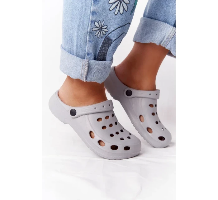 Dámské Nazouváky šedé Pěnové Crocsy EVA Dámské Nazouváky šedé Pěnové Crocsy EVA