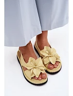 Sandy na platformě model 227416 Step in style