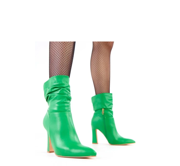 Boty na podpatku model 218538 Solea Boty na podpatku model 218538 Solea