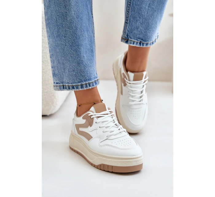 Dámské kožené sportovní boty na masivní platformě béžové model 21671302 - Boto Dámské kožené sportovní boty na masivní platformě béžové model 21671302 - Boto