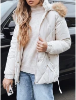 Dámská prošívaná zimní bunda s kapucí bílá FashionStreet TY5236 Dámská prošívaná zimní bunda s kapucí bílá FashionStreet TY5236