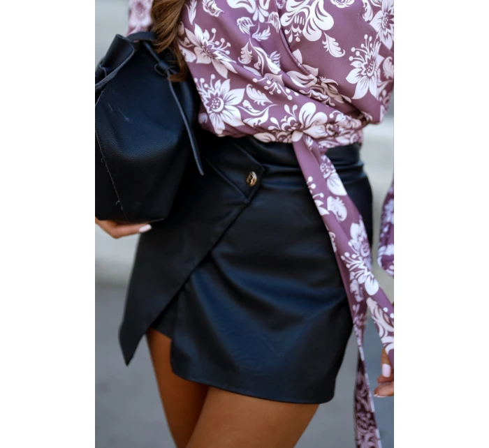 Kraťasy s sukňovou dolní částí model 219507 LaBalancia