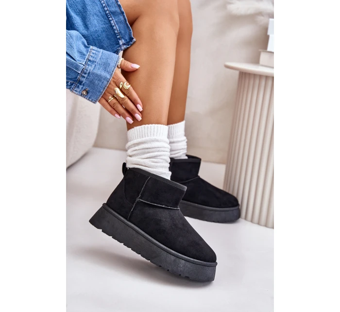 Nízké dámské sněhule na platformě zateplené kožíškem černé Saldren Nízké dámské sněhule na platformě zateplené kožíškem černé Saldren