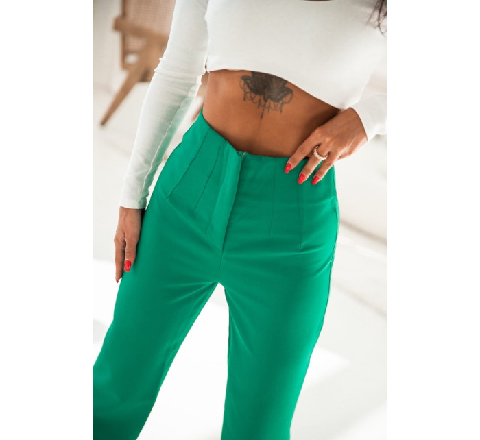 Elegantní zelené kalhoty se šipkami