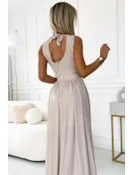 Dlouhé béžové dámské šaty s výstřihem a zavazováním na zádech model 20173916 - numoco Dlouhé béžové dámské šaty s výstřihem a zavazováním na zádech model 20173916 - numoco