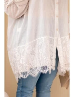 Dámská košile Plus Size bavlněná opraná s krajkovým zakončením béžová Dámská košile Plus Size bavlněná opraná s krajkovým zakončením béžová