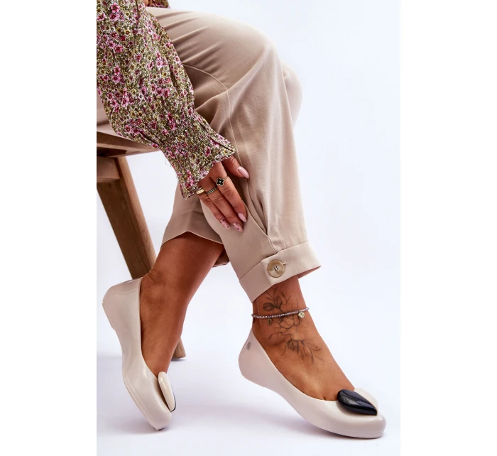 Dámské baleríny se srdcem model 21616916 světle béžová - Zaxy