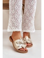 Pantofle S Dekorací Z Kůže Zazoo Zlaté model 21682160 - Boto Pantofle S Dekorací Z Kůže Zazoo Zlaté model 21682160 - Boto