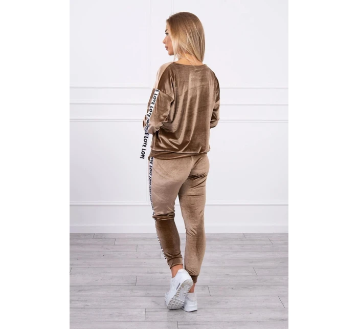 Láska velurová sada hnědá Láska velurová sada hnědá