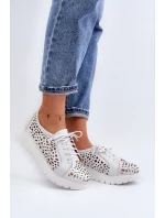 Dámská kožená polobotka s ažurovým vzorem model 21646208 Světle šedá - Zazoo