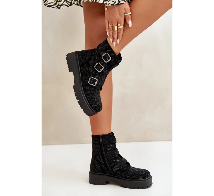 Zateplené boty se zdobením černé model 21670727 - Boto Zateplené boty se zdobením černé model 21670727 - Boto