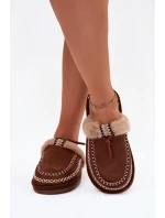 Dámské domácí pantofle s kožíškem a výšivkou – hnědé Perivelle Dámské domácí pantofle s kožíškem a výšivkou – hnědé Perivelle