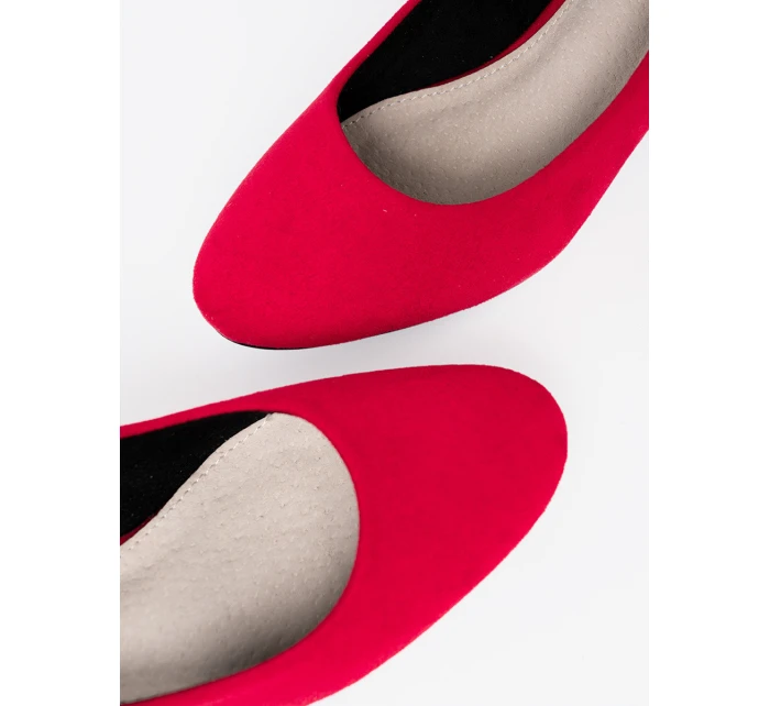 Luxusní červené  lodičky dámské na širokém podpatku