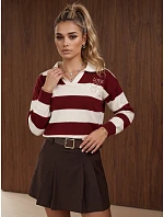 Sweter damski z kołnierzykiem i haftem LOVE bordowy FashionStreet MY2658
