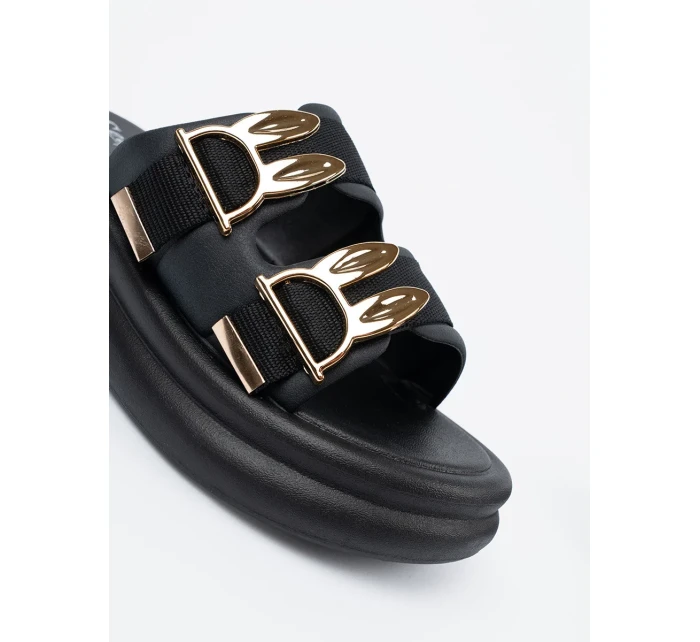 Pěkné  nazouváky dámské černé platforma