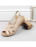 Kožené pohodlné sandály Rieker W RKR682 beige