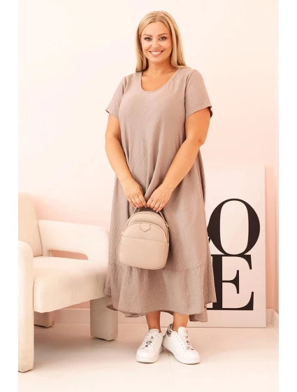 Dámské šaty plus size s krátkým rukávem a volánem z lehké viskózy cappuccino Dámské šaty plus size s krátkým rukávem a volánem z lehké viskózy cappuccino