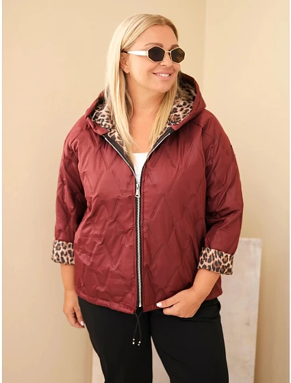 Dámská bunda Plus Size s kapucí a leopardím lemováním bordó červená Dámská bunda Plus Size s kapucí a leopardím lemováním bordó červená