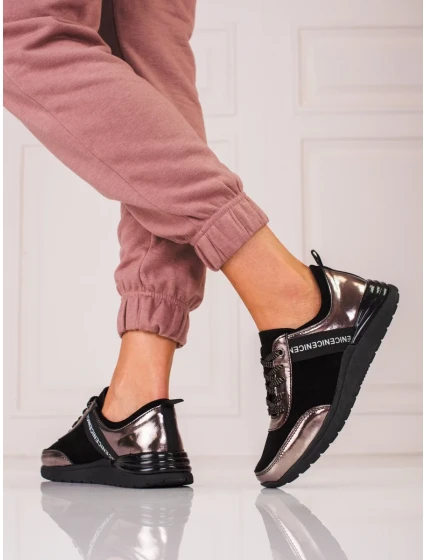 Praktické šedo-stříbrné tenisky dámské bez podpatku Praktické šedo-stříbrné tenisky dámské bez podpatku