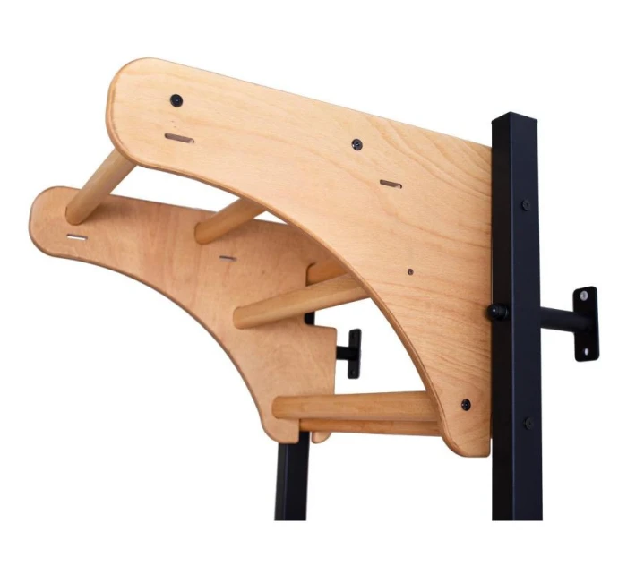 DŘEVĚNÁ TYČ NA PŘITAHOVÁNÍ V DUBOVÉ LAVICI PB076