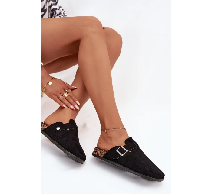 Dámské pantofle na korkové platformě s přezkou Big Star – černé Dámské pantofle na korkové platformě s přezkou Big Star – černé