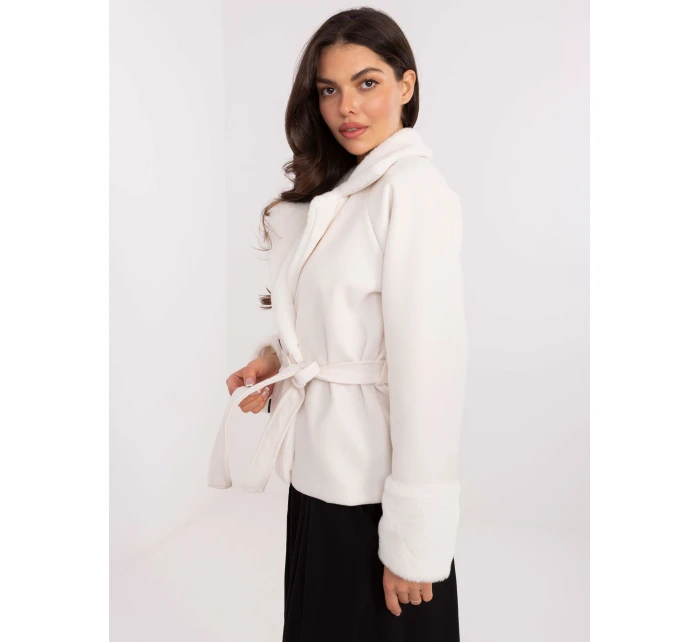 Kurtka IT KR model 21469883 ecru - FPrice