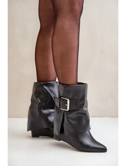 Boty na klínovém podpatku model 203528 Step in style Boty na klínovém podpatku model 203528 Step in style