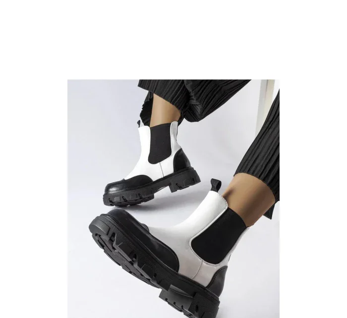 Boty model 206576 Solea Boty model 206576 Solea