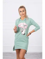 Šaty s delšími zády a barevným potiskem tmavě mátové barvy Šaty s delšími zády a barevným potiskem tmavě mátové barvy