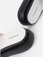 Klasické dámské nazouváky model 21033458 platforma - GOODIN