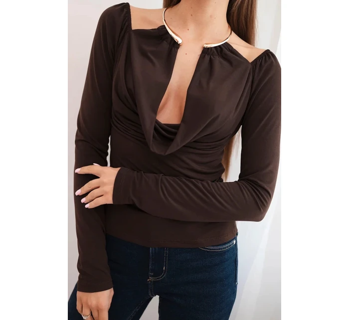 Dámská blůza s model 21731238 výstřihem a dlouhým rukávem hnědá - K-Fashion