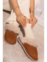 Dámské pantofle s kožíškem Camel model 21772648 - Boto Dámské pantofle s kožíškem Camel model 21772648 - Boto