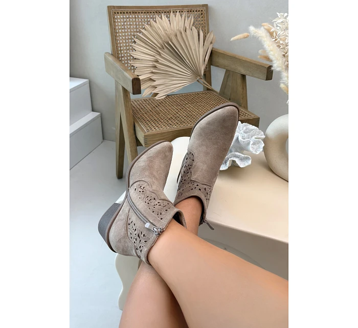 Dámské perforované kotníkové boty HY61-8026 Béžové - S.Barski