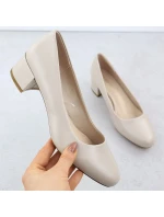 Béžové lodičky na klínku Sergio model 22013058 - LEONE Béžové lodičky na klínku Sergio model 22013058 - LEONE