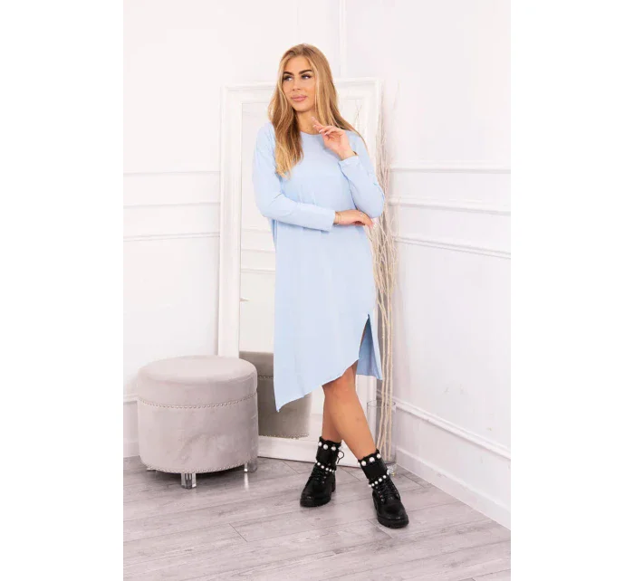 Modré šaty nadměrné velikosti