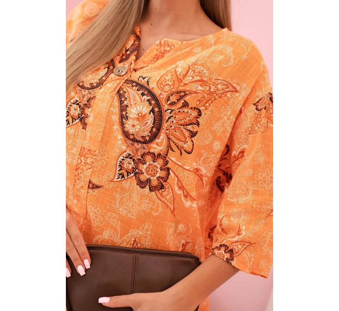 Dámská bavlněná blůza s ohrnovacími rukávy a vzorem model 21202211 - K-Fashion Dámská bavlněná blůza s ohrnovacími rukávy a vzorem model 21202211 - K-Fashion