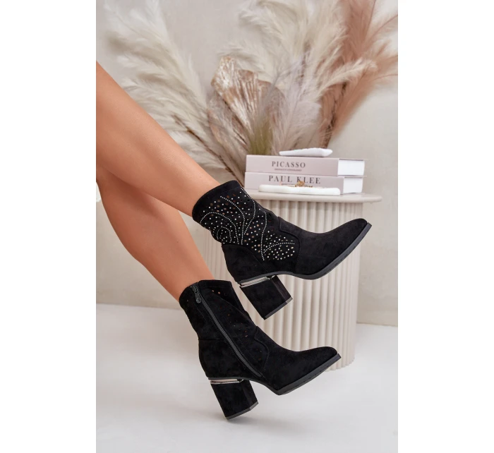 Zdobené Perforované Botky Dámské Na Podpatku Z Eko Semiše Černé S.Barski HY42-029