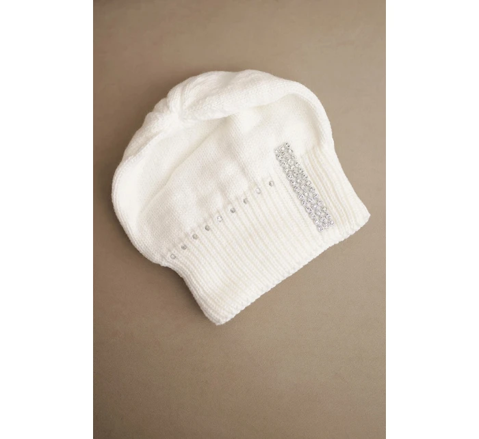 Dámská zimní čepice vlněná s krystaly K453 bílá Dámská zimní čepice vlněná s krystaly K453 bílá