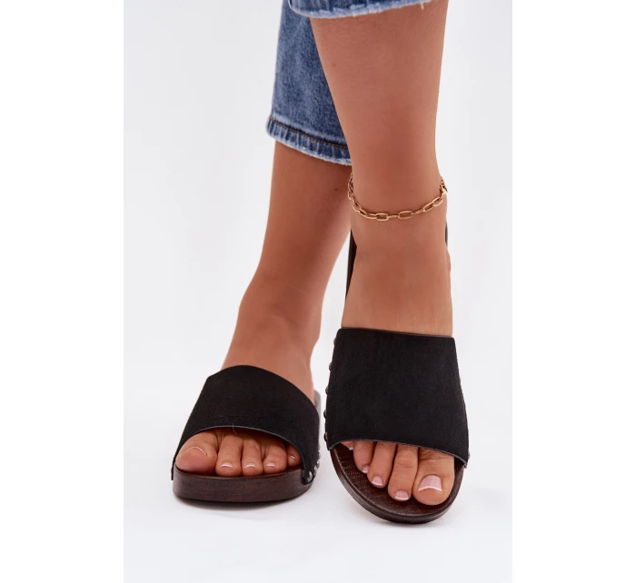 Dámské pantofle s na nízkém podpatku Černé model 21954674 - Boto