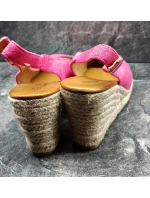 Dámské sandálky na model 20095383 podpatku Fuchsiová tm. růžová Super me - Inello