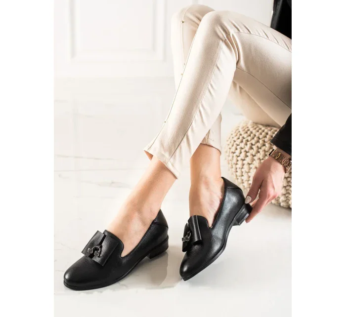 Exkluzívní dámské  polobotky černé na plochém podpatku