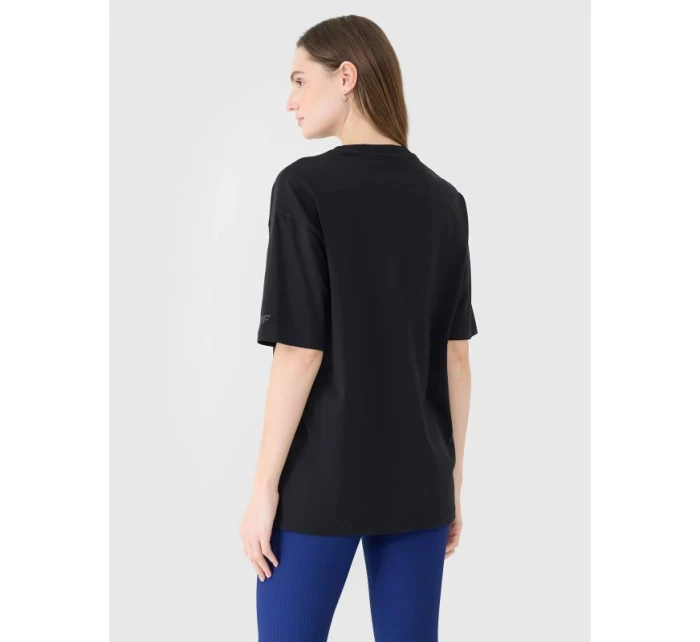 Dámské hladké tričko oversize 4F 4FRSS25TTSHF2694-20S Dámské hladké tričko oversize 4F 4FRSS25TTSHF2694-20S