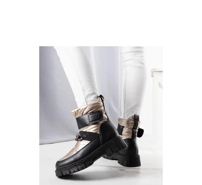 Boty model 205141 Solea Boty model 205141 Solea