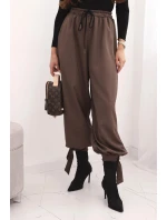Dámské kalhoty s širokým model 21780873 a zavazováním dole mocca - K-Fashion