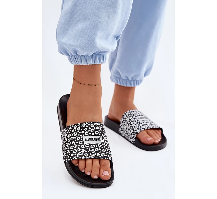 Mládežnické pantofle LEVI'S VPOL0251S-1335 Černé Mládežnické pantofle LEVI'S VPOL0251S-1335 Černé