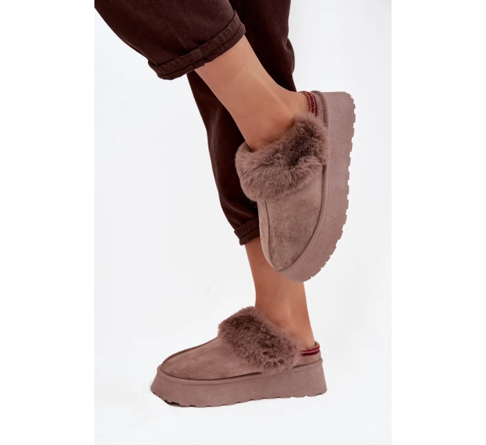 Dámské sněhule na platformě s kožešinou a výšivkou tmavě béžové Querina Dámské sněhule na platformě s kožešinou a výšivkou tmavě béžové Querina