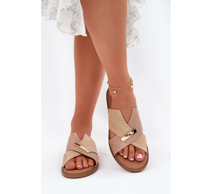 Dámské Pantofle Na Plochém Podpatku S Ozdobným Detalem model 21697185 Béžové - VINCEZA