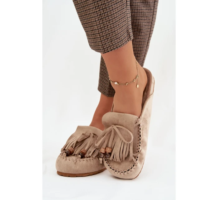 Dámské pantofle s třásněmi a korálky Béžové model 21919160 - Boto
