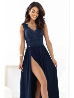 dlouhé elegantní maxi šaty s krajkovým a rozparkem na nohou tmavě modré model 21318836 - numoco